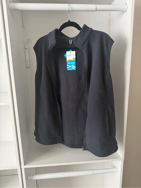 MAGCOMSEN Black Fleece Zip-Up Vest XL NWT